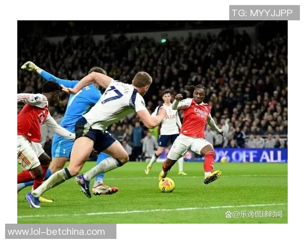 西甲联赛精彩对决阿森纳与尤文图斯战成平局绝杀瞬间引发全场欢呼